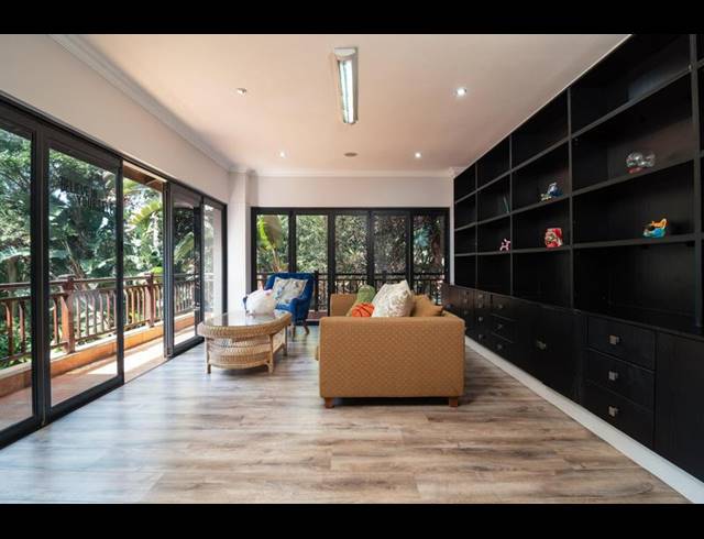 4 BEDROOM HOUSE FOR SALE IN ZIMBALI ESTATE